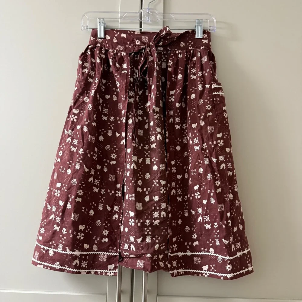 Vintage Brown Folk Art Animal Print Cotton Half Apron with‎ Ric Rac Trim Pocket